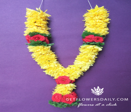 Yellow chrysanthemum Needle Garland