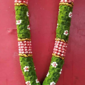 Fresh Green Button Garland - GetFlowersDaily