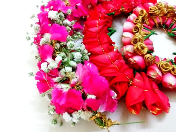 Gypsophila(Baby's breath) Gajra and Veni Set - 25cm Length