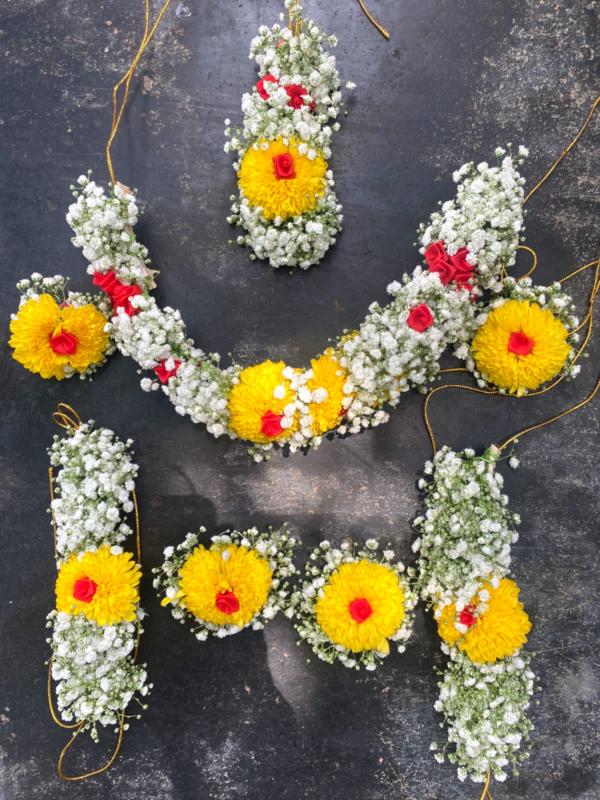 Gypsy With Yellow Flowers Jewellery Set